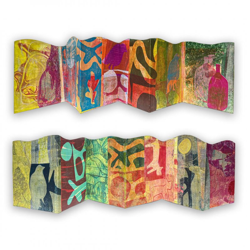 Connected concertina book